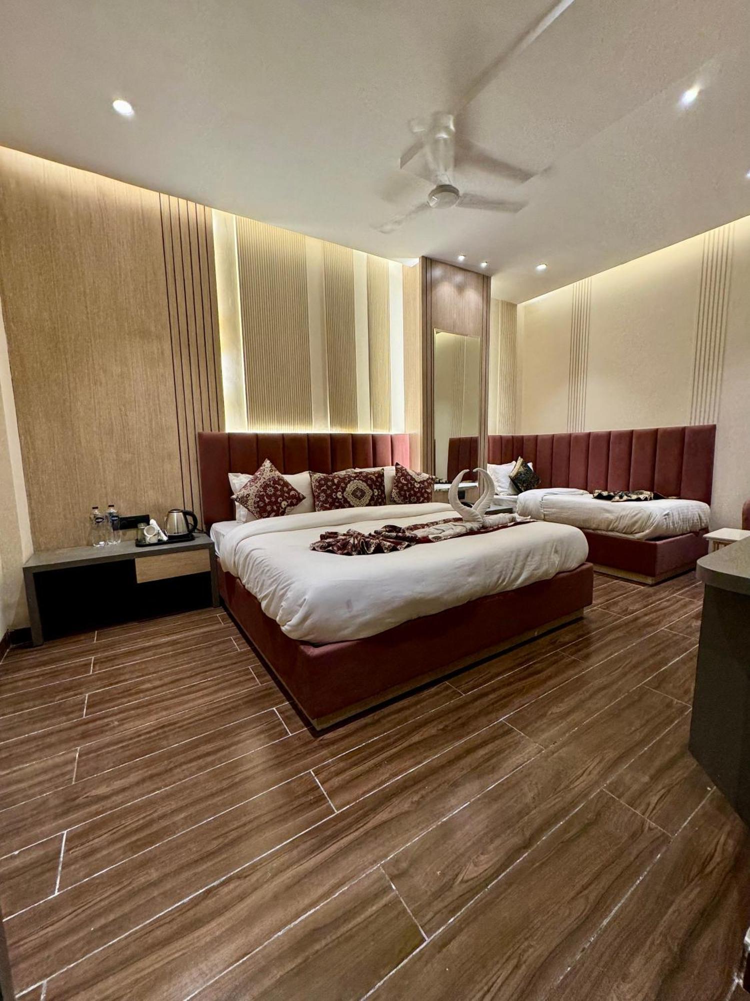 Hotel 51 Amritsar Eksteriør bilde